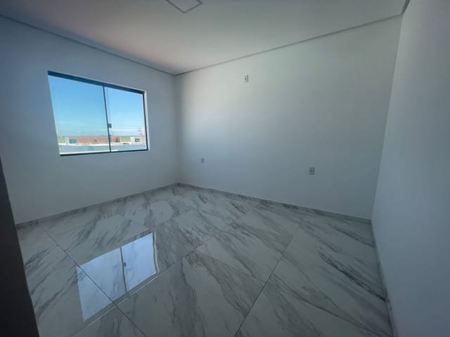 Casa com 150m² 2 quartos e 2 banheiros, à venda, no bairro Cassino em Rio Grande