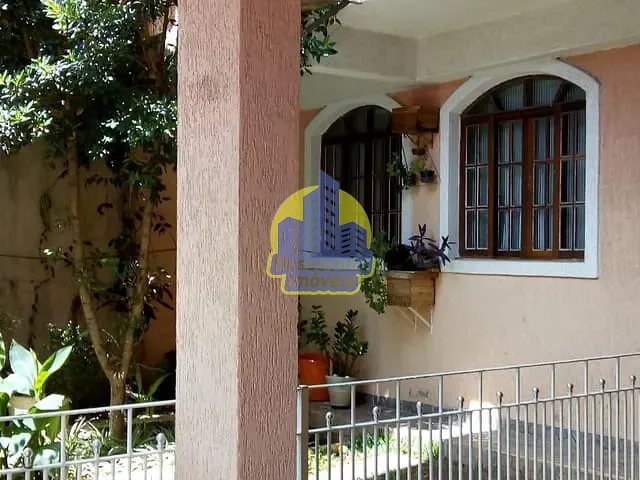 Sobrado com 480m² 4 quartos e 1 banheiro, à venda, no bairro Jaguaribe em Osasco