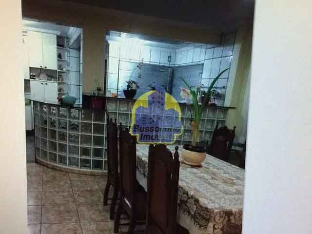 Sobrado com 480m² 4 quartos e 1 banheiro, à venda, no bairro Jaguaribe em Osasco
