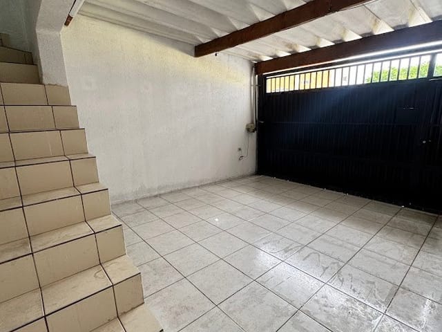 Sobrado 3 quartos e 3 banheiros, à venda, no bairro Parque Maria Luiza em São Paulo
