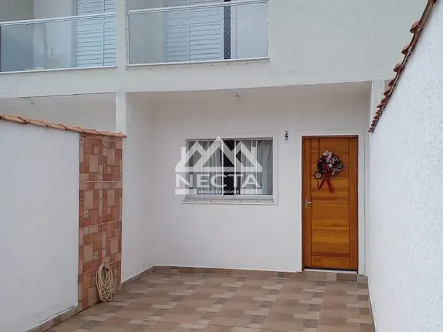 Sobrado com 114m² 2 quartos e 2 banheiros, à venda, no bairro Massaguaçu em Caraguatatuba