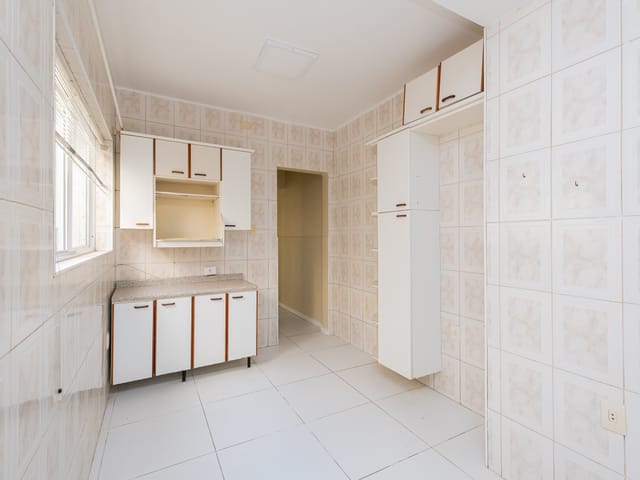 Casa com 107m² 3 quartos e 1 banheiro, à venda ou para alugar, no bairro Centro em Pelotas