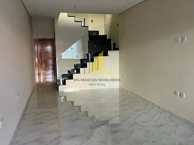 Sobrado 3 quartos e 2 banheiros, à venda, no bairro Jardim Aricanduva em São Paulo