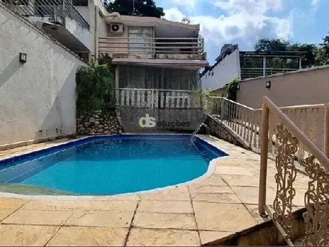 Sobrado com 378m² 3 quartos e 3 banheiros, à venda, no bairro Vila Albertina em São Paulo
