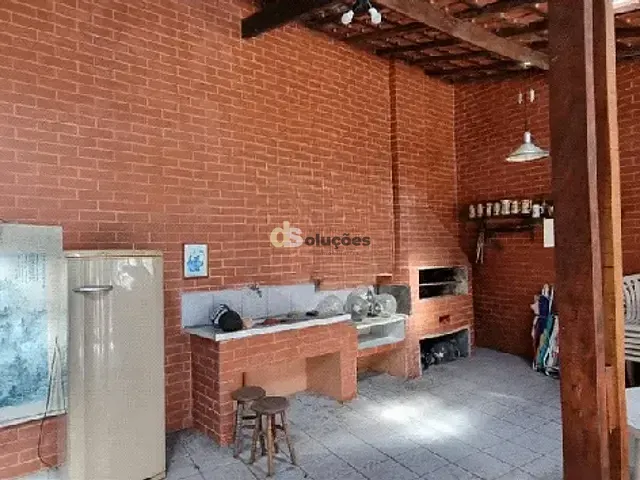 Sobrado com 378m² 3 quartos e 3 banheiros, à venda, no bairro Vila Albertina em São Paulo