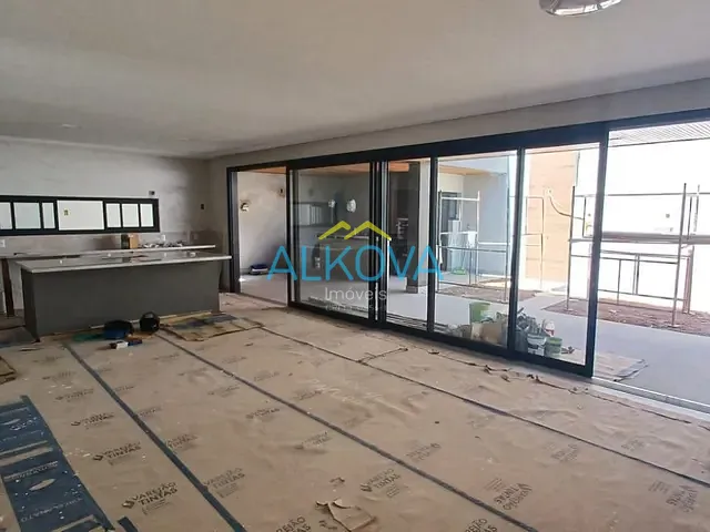 Sobrado com 260m² 3 quartos e 5 banheiros, à venda, no bairro Loteamento Floresta em São José dos Campos