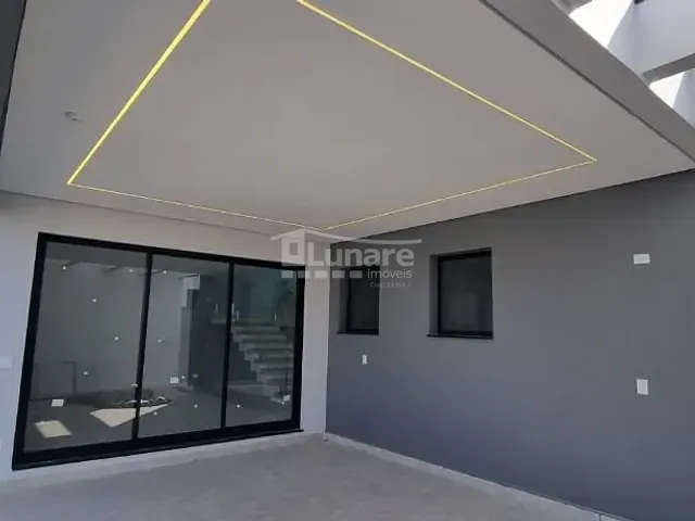Sobrado com 318m² 3 quartos e 3 banheiros, à venda, no bairro Cézar de Souza em Mogi das Cruzes