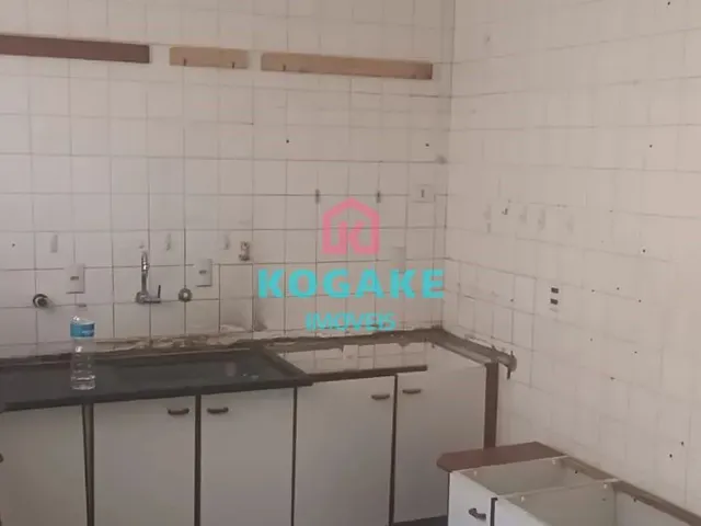Sobrado com 189m² 3 quartos e 3 banheiros, para alugar, no bairro Vila Adyana em São José Dos Campos