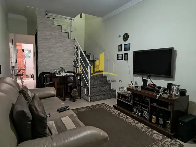 Sobrado 2 quartos e 2 banheiros, à venda, no bairro Vila Aricanduva em São Paulo