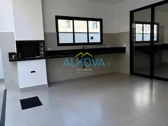 Sobrado com 252m² 4 quartos e 5 banheiros, à venda, no bairro Recanto dos Eucaliptos em São José dos Campos