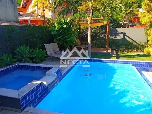 Sobrado com 401m² 2 quartos e 3 banheiros, para alugar, no bairro Martim de Sá em Caraguatatuba