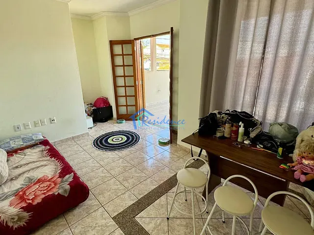 Sobrado 5 quartos e 3 banheiros, à venda, no bairro Jardim Adriana em Indaiatuba