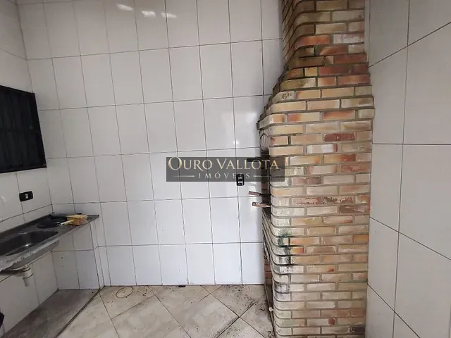 Sobrado com 125m² 2 quartos e 2 banheiros, à venda, no bairro Vila Assunção em Praia Grande