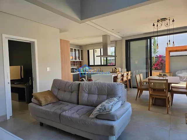 Sobrado com 392m² 4 quartos e 5 banheiros, à venda, no bairro Jardim Esplanada em Indaiatuba
