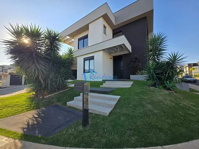 Sobrado com 392m² 4 quartos e 5 banheiros, à venda, no bairro Jardim Esplanada em Indaiatuba