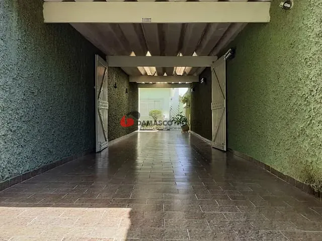 Sobrado com 254m² 2 quartos e 1 banheiro, à venda, no bairro Osvaldo Cruz em São Caetano do Sul