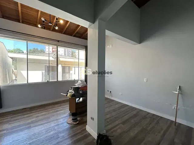 Sobrado 4 quartos e 6 banheiros, à venda, no bairro Vila Ipojuca em São Paulo