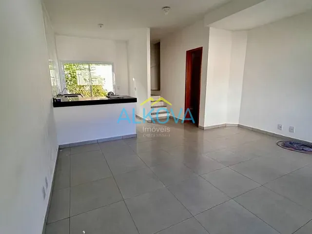 Sobrado com 65m² 3 quartos e 2 banheiros, à venda, no bairro Chácaras Pousada do Vale em São José dos Campos
