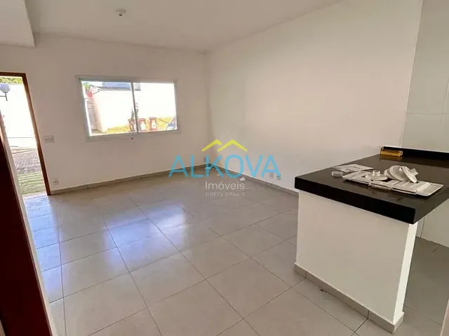 Sobrado com 65m² 3 quartos e 2 banheiros, à venda, no bairro Chácaras Pousada do Vale em São José dos Campos