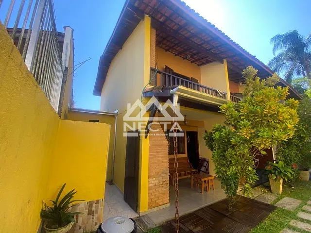 Sobrado com 115m² 2 quartos e 2 banheiros, à venda, no bairro Prainha em Caraguatatuba