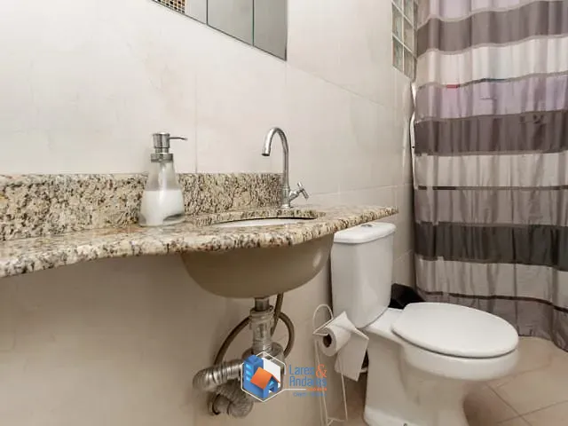 Sobrado com 200m² 3 quartos e 4 banheiros, à venda, no bairro Vila Lucinda em Santo André