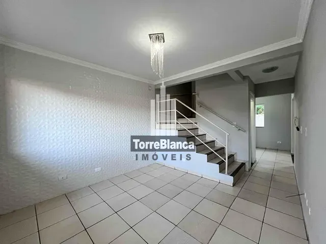 Sobrado 3 quartos e 1 banheiro, à venda ou para alugar, no bairro Orfãs em Ponta Grossa