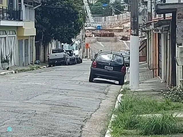 Sobrado com 100m² 4 quartos e 4 banheiros, à venda, no bairro Vila Serralheiro em São Paulo