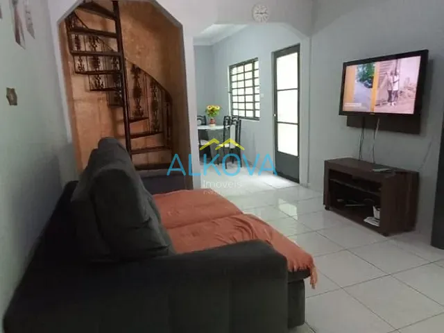 Sobrado com 125m² 3 quartos e 3 banheiros, à venda, no bairro Bosque dos Eucaliptos em São José dos Campos