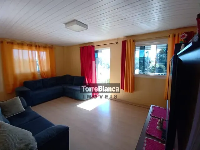 Sobrado com 1244m² 3 quartos e 2 banheiros, à venda, no bairro Uvaranas em Ponta Grossa