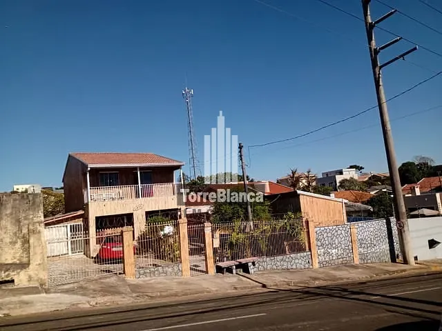 Sobrado com 1244m² 3 quartos e 2 banheiros, à venda, no bairro Uvaranas em Ponta Grossa