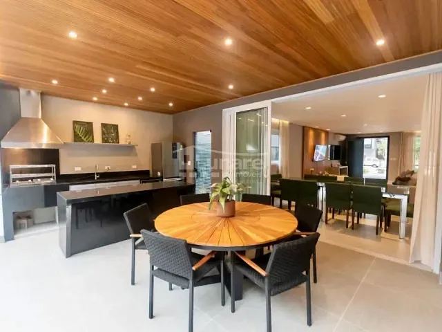 Sobrado com 495m² 5 quartos e 7 banheiros, à venda, no bairro Riviera de São Lourenço em Bertioga