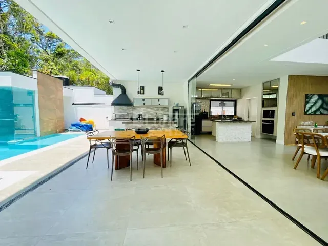 Sobrado com 396m² 5 quartos e 7 banheiros, à venda, no bairro Riviera de São Lourenço em Bertioga