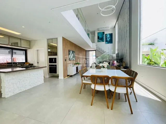 Sobrado com 396m² 5 quartos e 7 banheiros, à venda, no bairro Riviera de São Lourenço em Bertioga