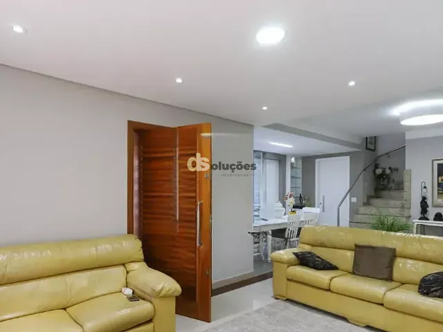 Sobrado 3 quartos e 2 banheiros, à venda, no bairro Água Fria em São Paulo