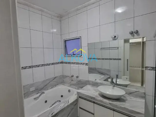 Sobrado com 360m² 5 quartos e 4 banheiros, à venda, no bairro Urbanova em São José dos Campos