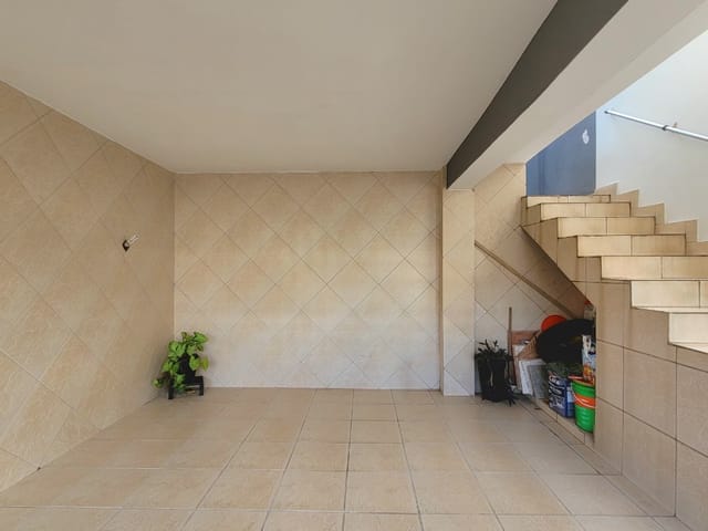 Foto do Sobrado - Sobrado para venda em Parque Capuava com 3 quartos, sendo 2 suítes, 244m² | Lares e Andares Imóveis