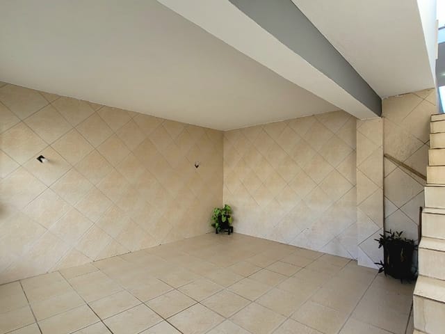 Foto do Sobrado - Sobrado para venda em Parque Capuava com 3 quartos, sendo 2 suítes, 244m² | Lares e Andares Imóveis