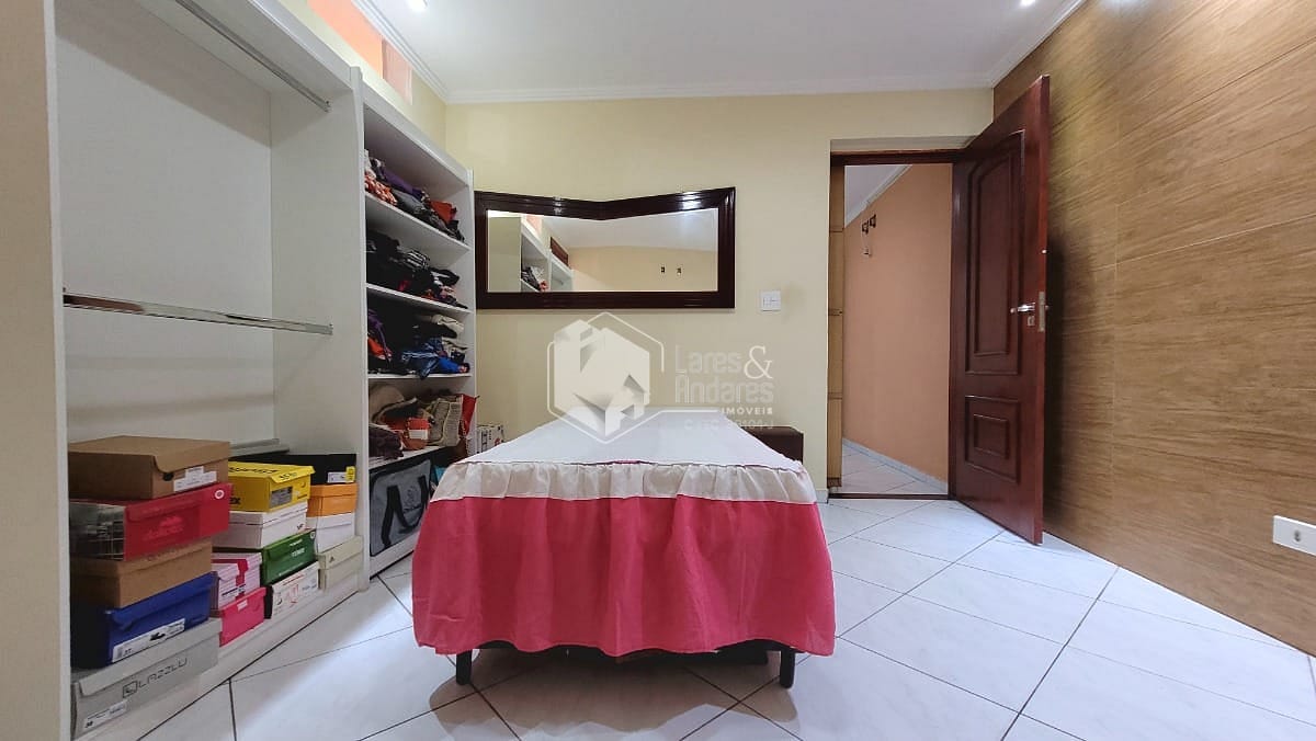 Sobrado à venda com 3 quartos, 244m² - Foto 31