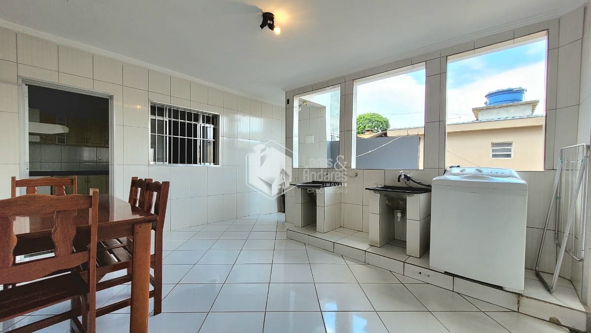 Sobrado à venda com 3 quartos, 244m² - Foto 42