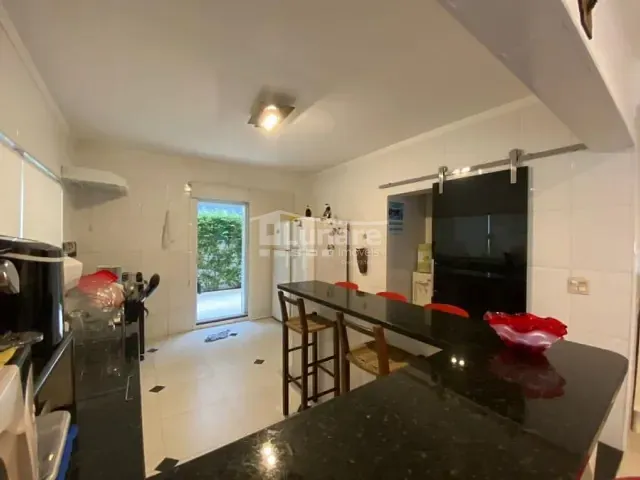 Sobrado com 575m² 5 quartos e 6 banheiros, à venda, no bairro Riviera de São Lourenço em Bertioga