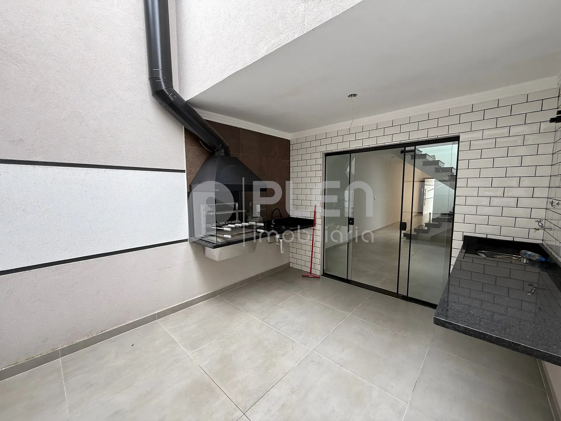 Casa de 3 quartos à venda em Jardim Picolo, São Paulo