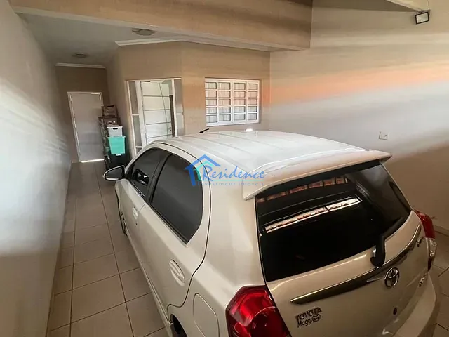 Sobrado com 125m² 4 quartos e 3 banheiros, à venda, no bairro Vila Brizzola em Indaiatuba