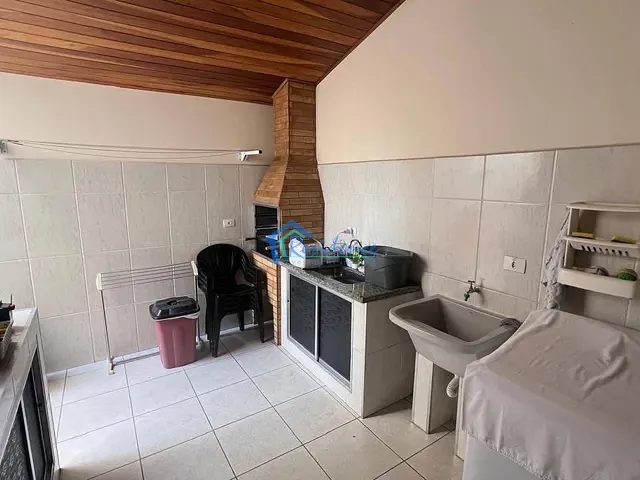 Sobrado com 125m² 4 quartos e 3 banheiros, à venda, no bairro Vila Brizzola em Indaiatuba