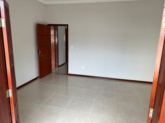 Foto do Sobrado - Sobrado com 4 dormitórios à venda, 320 m² por R$ 1.290.000,00 - Jardim América - São José dos Campos/SP | RUSSI IMÓVEIS