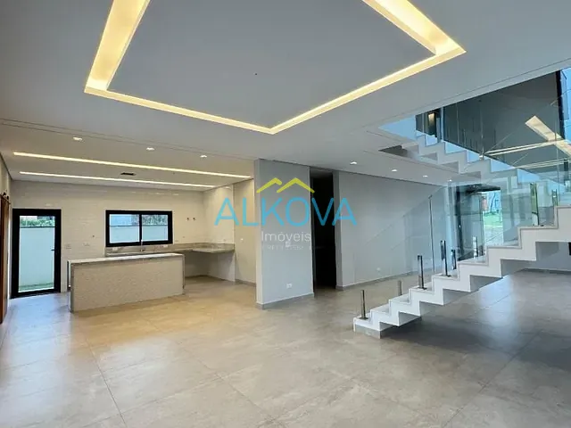 Sobrado com 450m² 5 quartos e 6 banheiros, à venda, no bairro Condomínio Residencial Alphaville II em São José dos Campos
