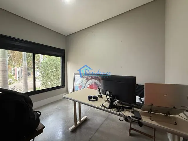 Sobrado com 311m² 4 quartos e 4 banheiros, à venda, no bairro Jardim Residencial Alto de Itaici em Indaiatuba