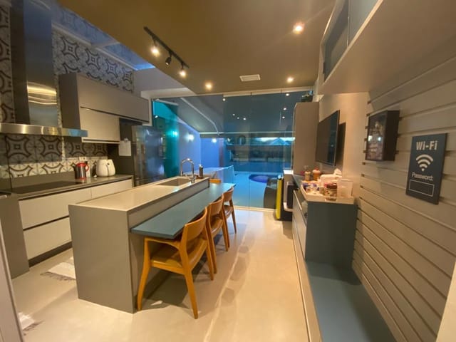 Foto do Sobrado - Sobrado com 4 dormitórios, 257 m² - venda por R$ 2.300.000,00 ou aluguel por R$ 11.254,11/mês - Urbanova - São José dos Campos/SP | RUSSI IMÓVEIS