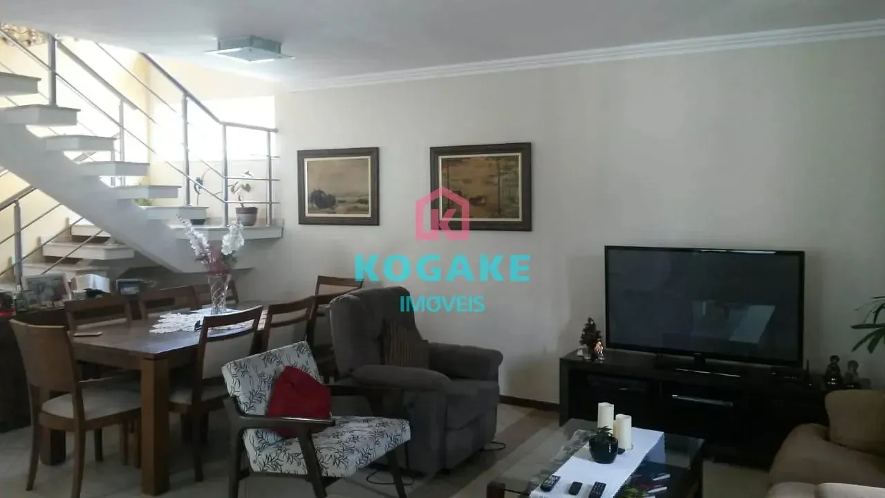 Sobrado, 5 quartos, 200 m² - Foto 2