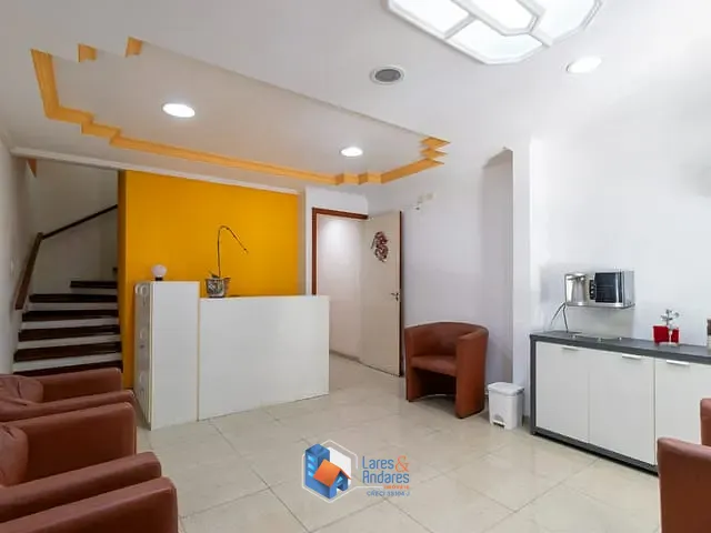 Sobrado com 180m² 3 quartos e 4 banheiros, à venda, no bairro Moema em São Paulo