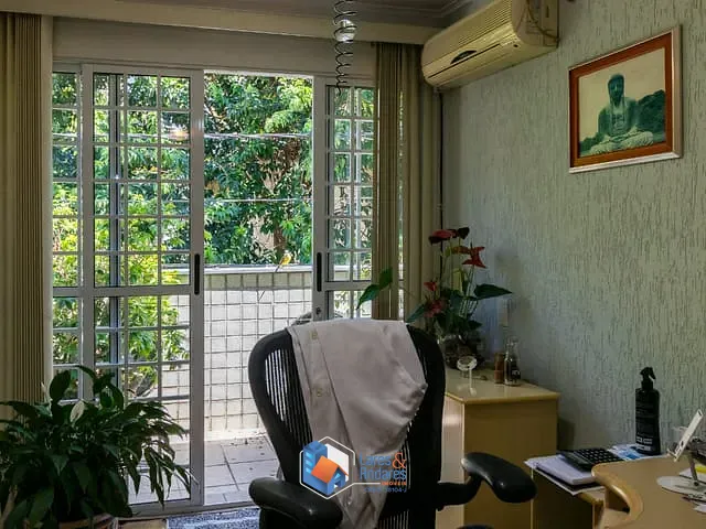 Sobrado com 180m² 3 quartos e 4 banheiros, à venda, no bairro Moema em São Paulo